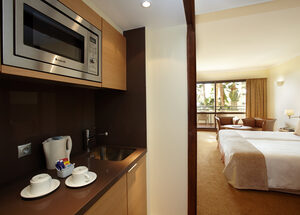 Suite Hotel Eden Mar